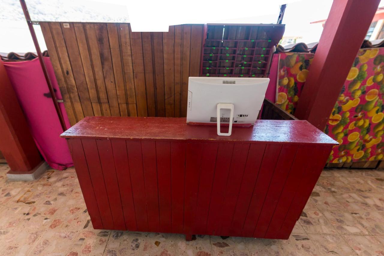 Oyo Hotel Rubi Zihuatanejo Exteriér fotografie