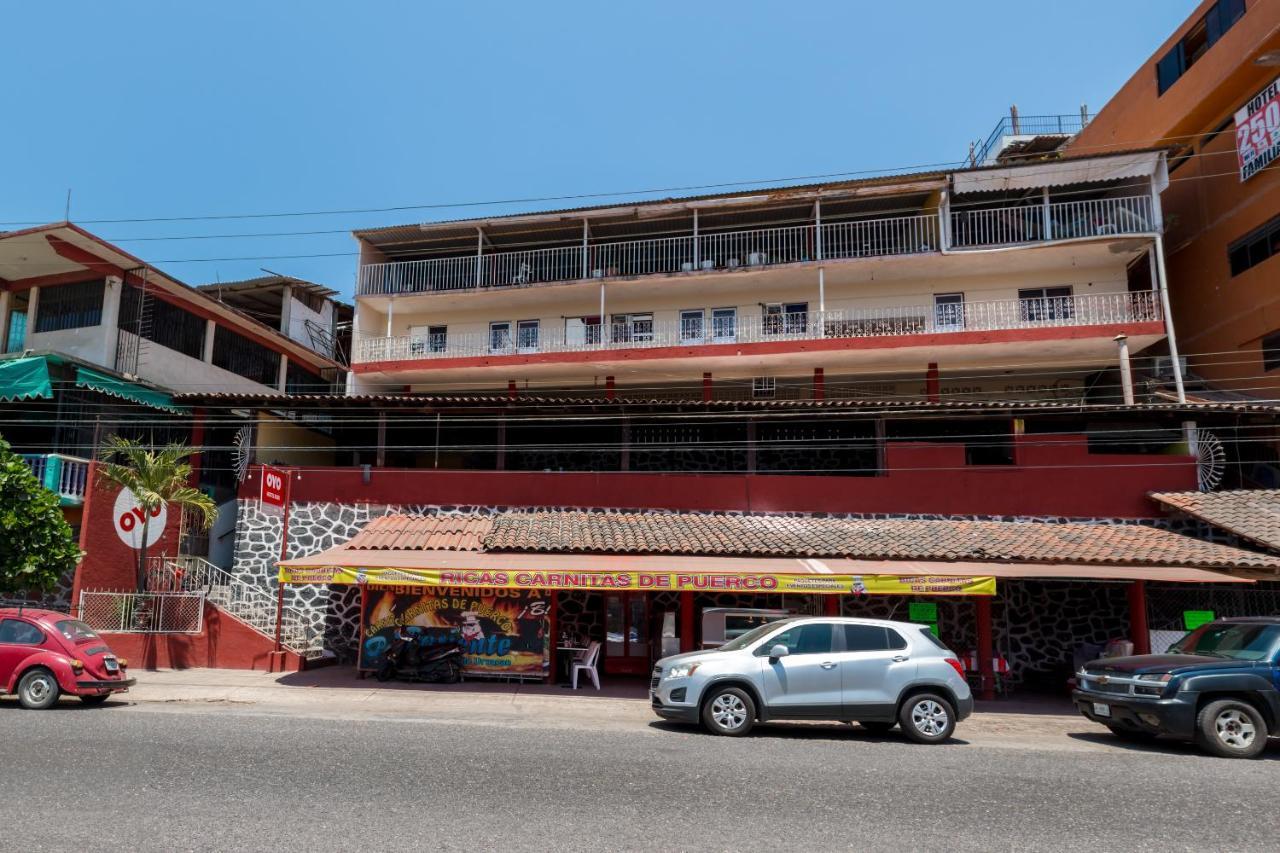 Oyo Hotel Rubi Zihuatanejo Exteriér fotografie