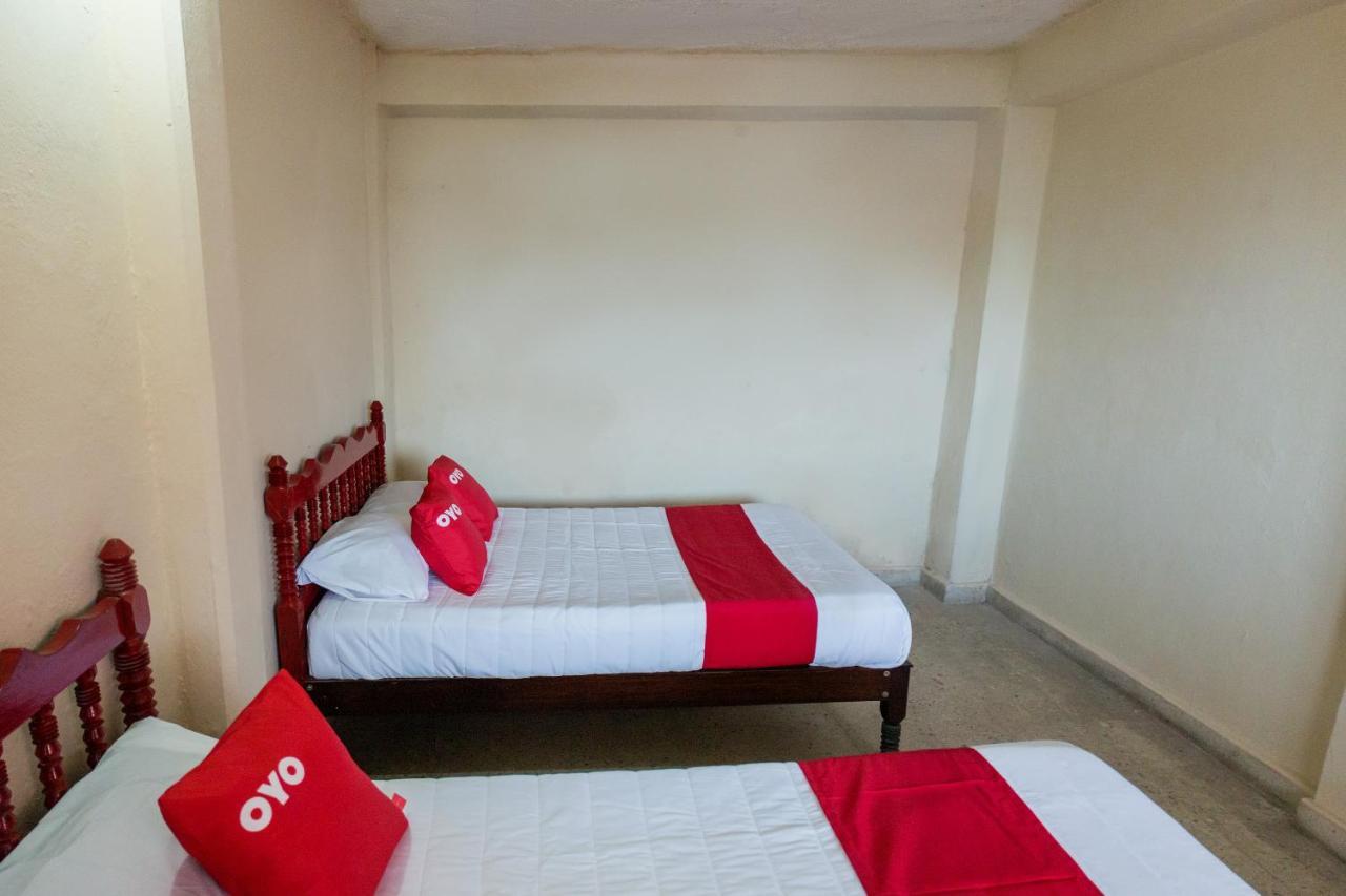 Oyo Hotel Rubi Zihuatanejo Exteriér fotografie